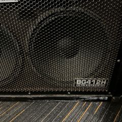 Behringer 4 x12 Guitar Cabinet