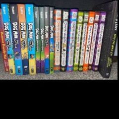 Kids books diary of wimpy kid and Dogman