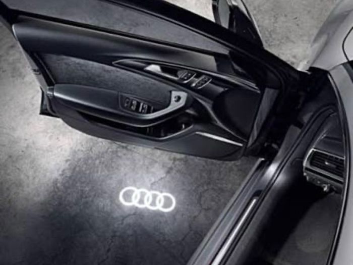 Audi lights