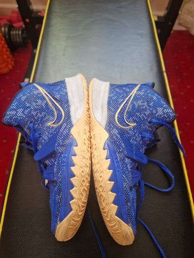Nike Kyrie 7 Basketball Shoes