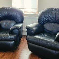 Sofa & 2 recliners