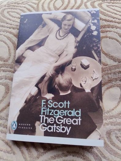 The Great Gatsby 1990 edition by F Scott Fitzgerald in very good condition FREE STANDARD POSTAGE INCLUDED