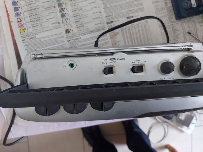 Philips Radio Cassette Recorder, Model AQ4150, both Radio & tape working great, very good condition