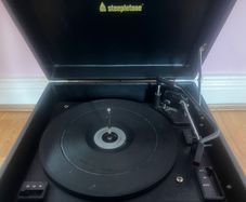 Steepletone SRP1R09 Record Player