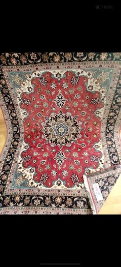 Fine Persian Tabriz Wool and Silk Hand Knotted Rug Carpet