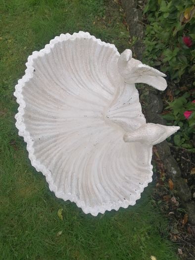 Cast Iron Bird Bath Victorian Style
