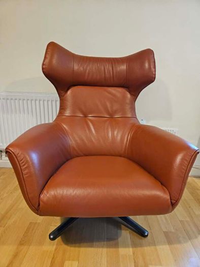 Flavio Swivel Leather Chair