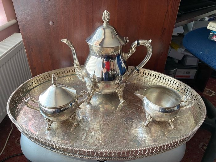 Teapot, Milk jug & Sugar bowl on tray