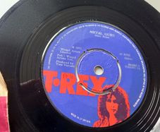 T-Rex single