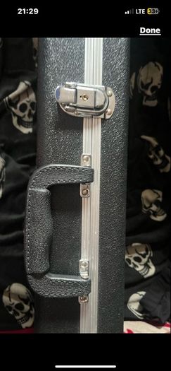 electric guitar hard case Gibson fender Stratocaster telecaster charvel PRS Jackson Ibanez esp music man electric guitar parts accessories
