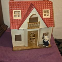 Sylvanian Families Red Roof Cosy Cottage