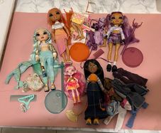 Rainbow high and Bratz lot