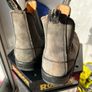 These are a pair of Blundstone leather boots size 10 Image 8