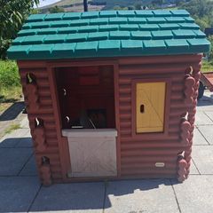 little tikes log cabin