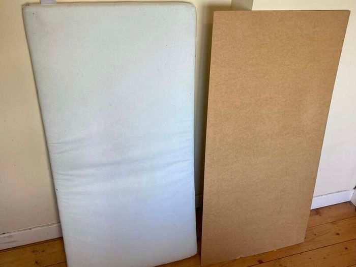 Wooden Baby Cot / Crib + Mattress & Storage Drawer
