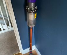 v8 Dyson