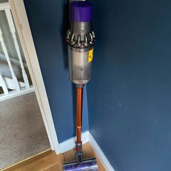 v8 Dyson