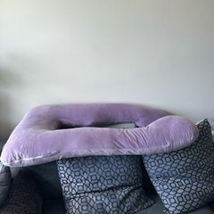 Maternity pillow