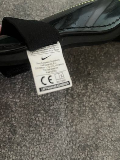 Boys Football boots & shin guards