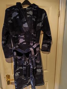 M &S camouflage hooded dressing gown age15-16