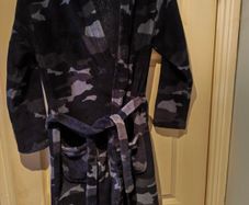 M &S camouflage hooded dressing gown age15-16