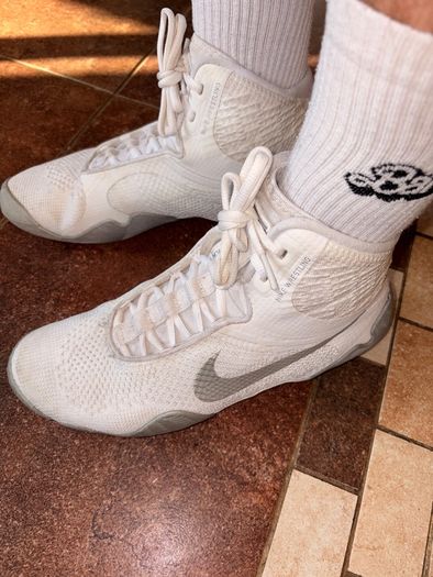 Nike Tawa