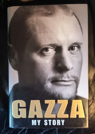 Joblot of Fifteen Football Books (Four Photos)