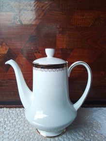 Paragon 'Clarance " Coffee Pot