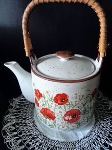 Japanese Poppy Teapot