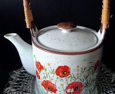 Japanese Poppy Teapot