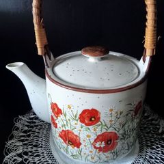 Japanese Poppy Teapot