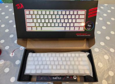 Redragon K530 Pro White Gaming Keyboard Wireless RGB Mechanical Brown Switches