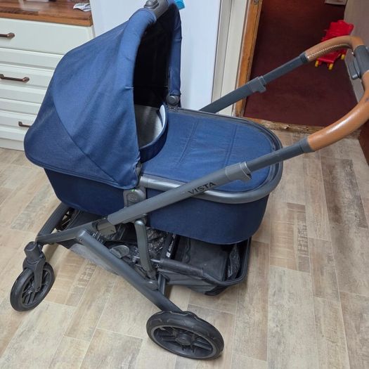 UPPAbaby Vista 2 with accessories cosy ganoosh, cup holder, organiser