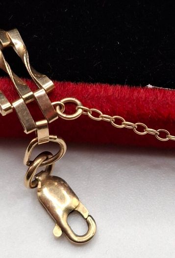 gold bracelet