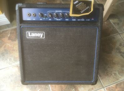 Laney RB-2 30w Bass amp combo