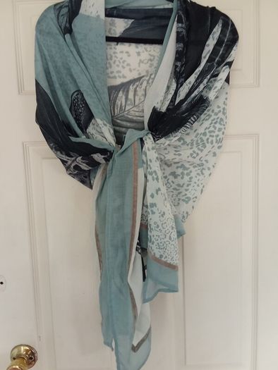 Large Scarf (Meadows and Byrne)