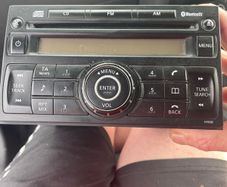 nissan qashqai radios