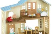 2 Sylvanians houses