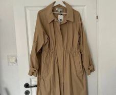 Carolyn Donelly Trench Size Large