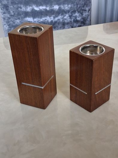 Set of 2 Candlestick Holders