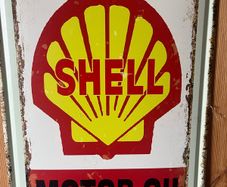 Retro shell oil sign
