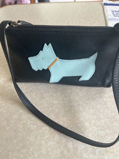 Ladies Radley Black Leatger Small Handbag