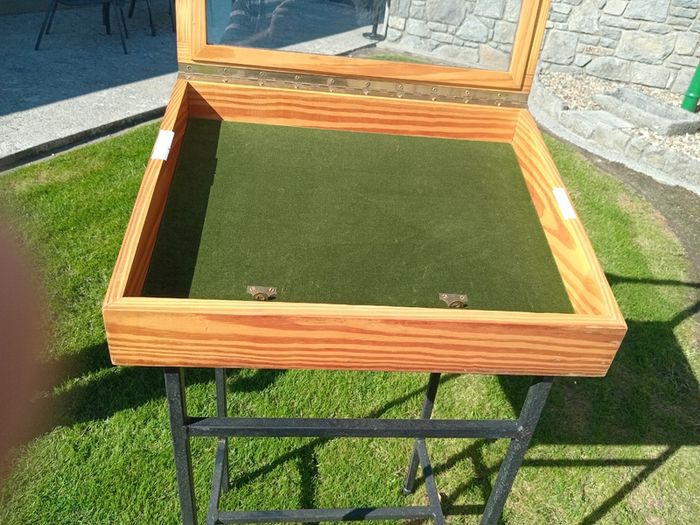 glass  display cabinet