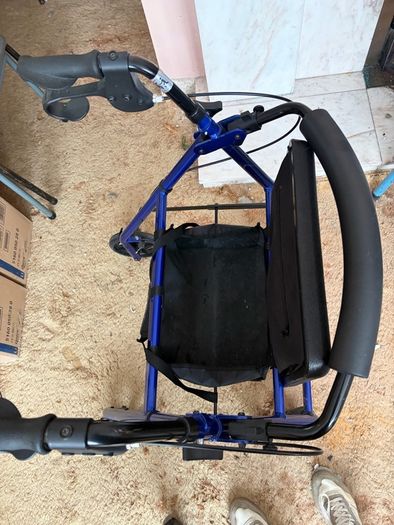 4-Wheel Rollator Walker with Padded Seat, Backrest & Storage Bag