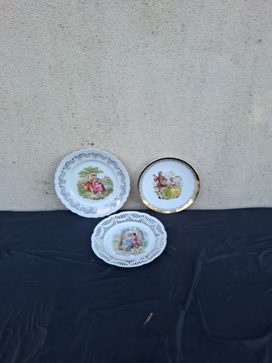 3 china marquises decoratives plates