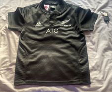 9-10 kids all blacks jersey