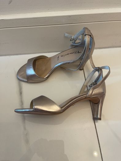 Tamaris High heels