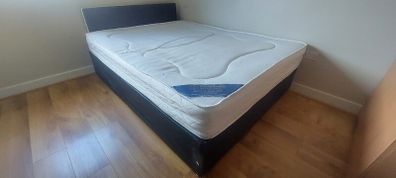 King size bed