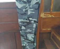 Waist Size 26 Midnight Camo Trs