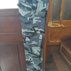 Waist Size 26 Midnight Camo Trs